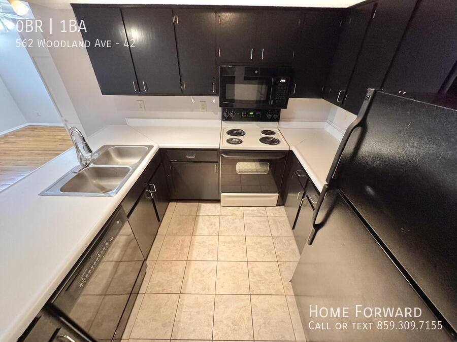 Condo for rent at 562 Woodland Ave #42, Lexington, KY 40508