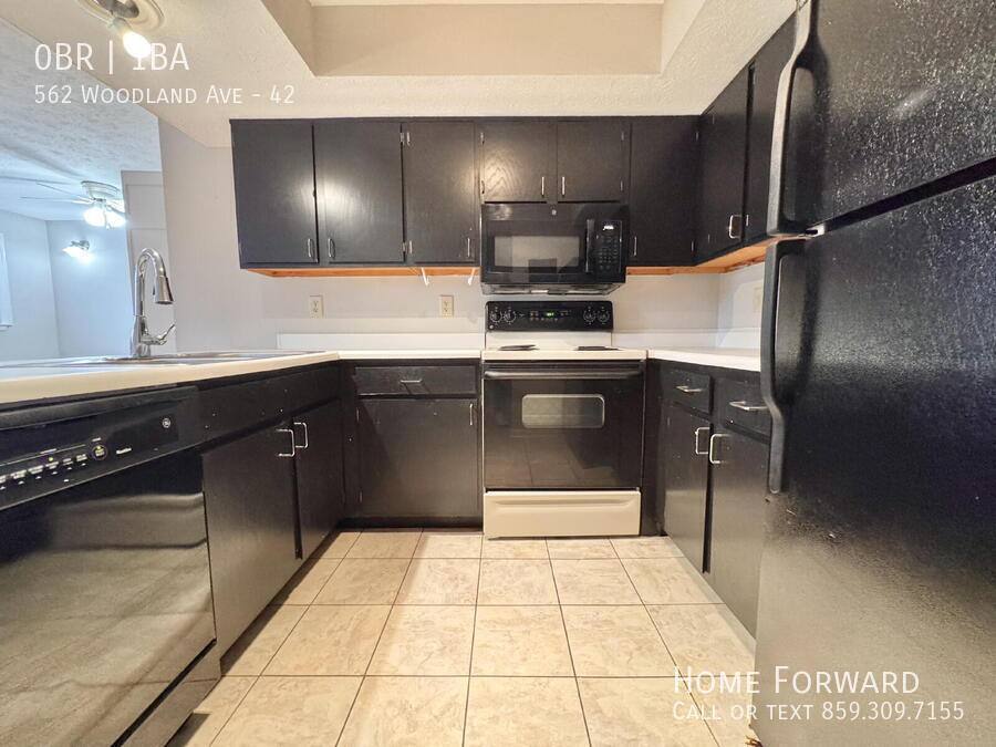 Condo for rent at 562 Woodland Ave #42, Lexington, KY 40508