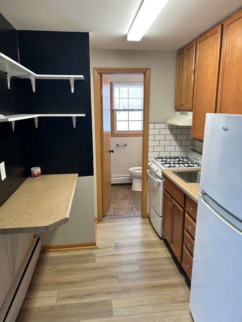Apartment for rent at 805 Fairmont Ave, Madison, WI 53714
