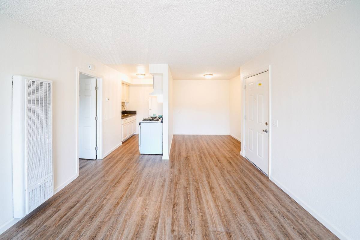 Apartment for rent at 500-510 Townsite Dr, Vista, CA 92084