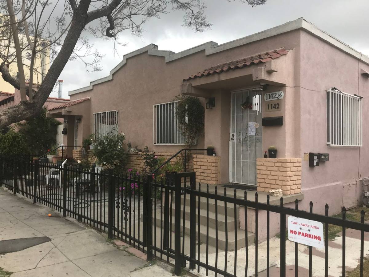 Apartment for rent at 1142 Hoffman, Long Beach, CA 90813