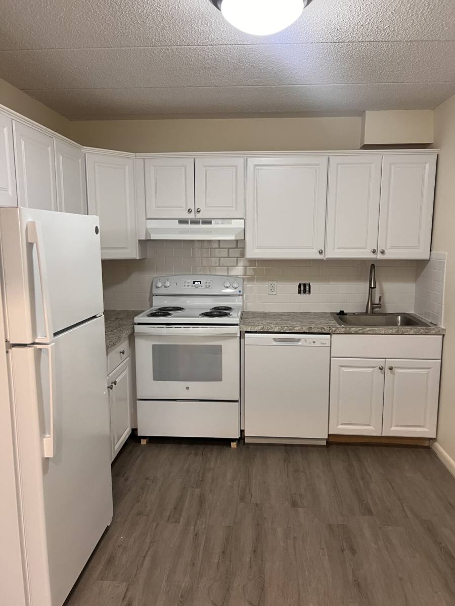 Apartment for rent at 667 Main St #5, Woburn, MA 01801