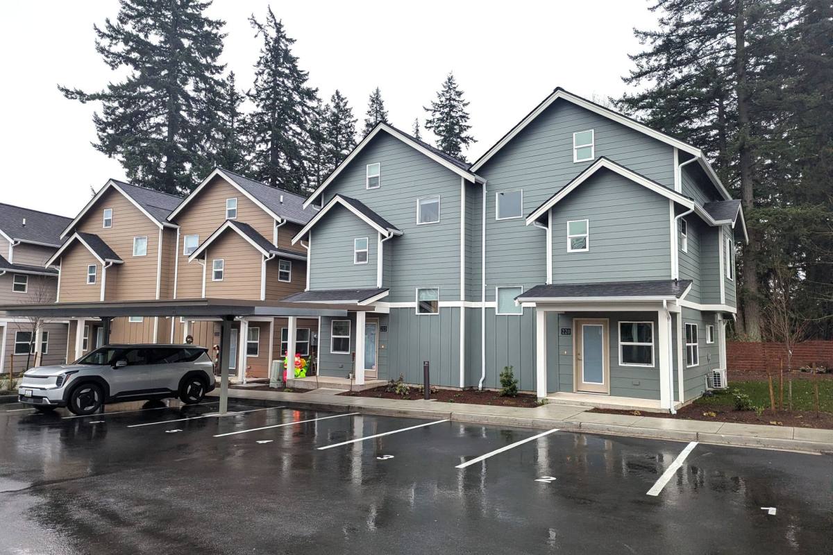 Apartment for rent at 200- 282 Tull Place, Bellingham, WA 98226