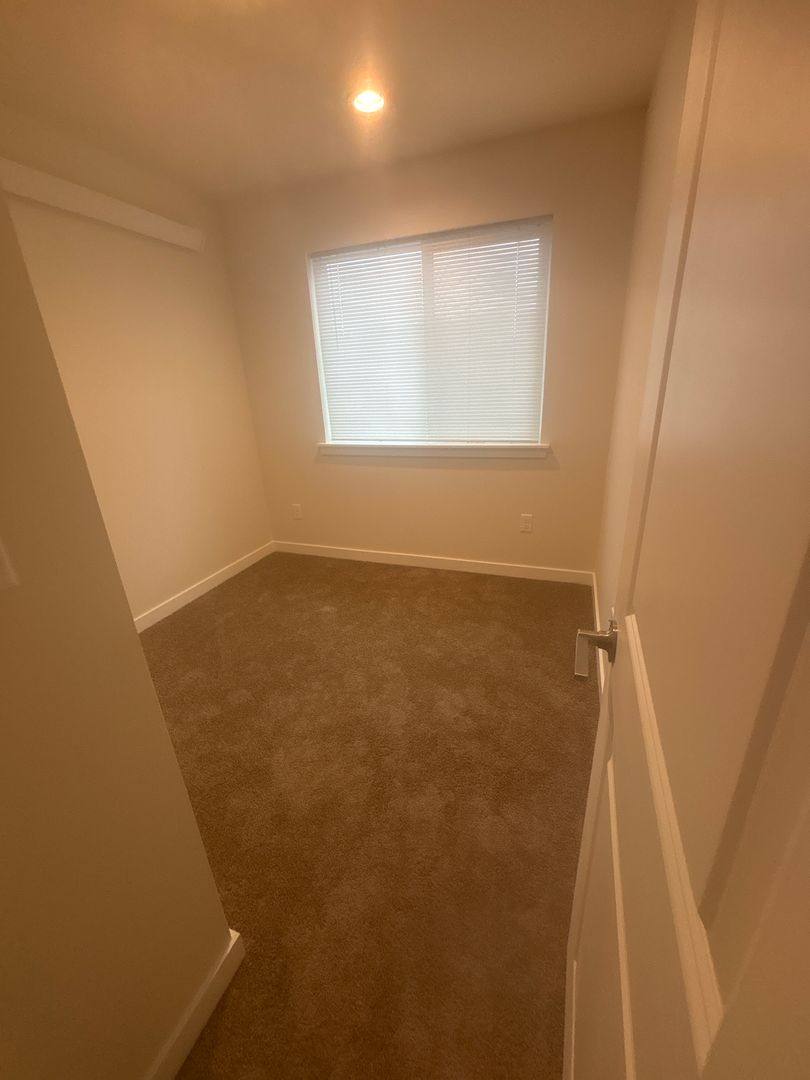 Apartment for rent at 200- 282 Tull Place, Bellingham, WA 98226