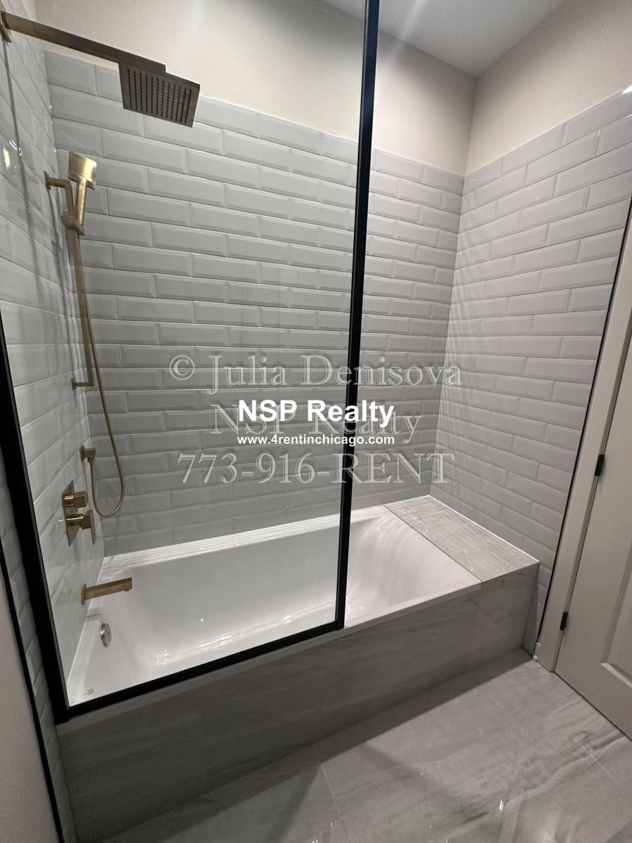Apartment for rent at 6340 W Belmont #403, Chicago, IL 60634