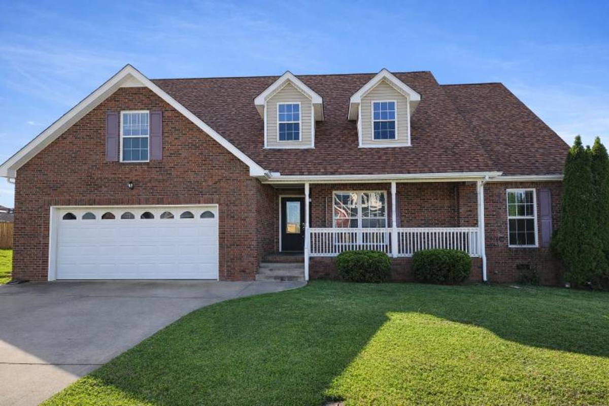 House for rent at 824 Ellie Nat Dr, Clarksville, TN 37040