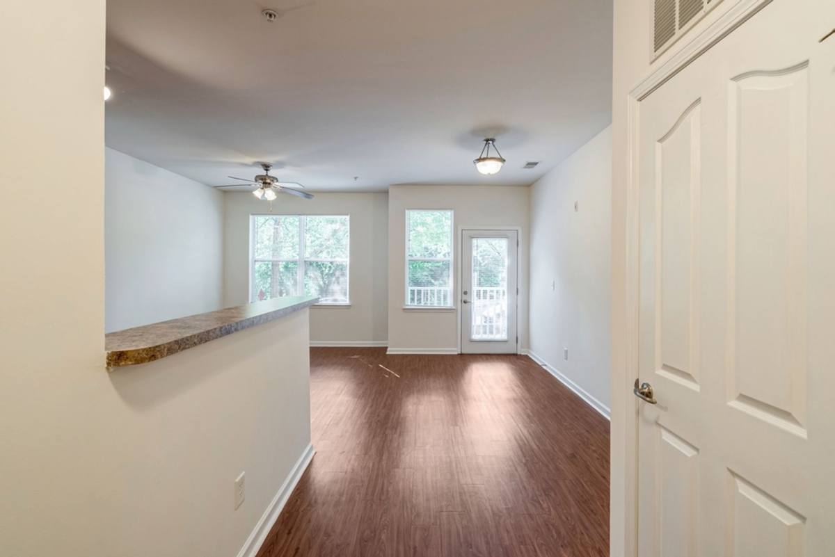 Apartment for rent at 523 Ridgeway Ave, Charlotte, NC 28204