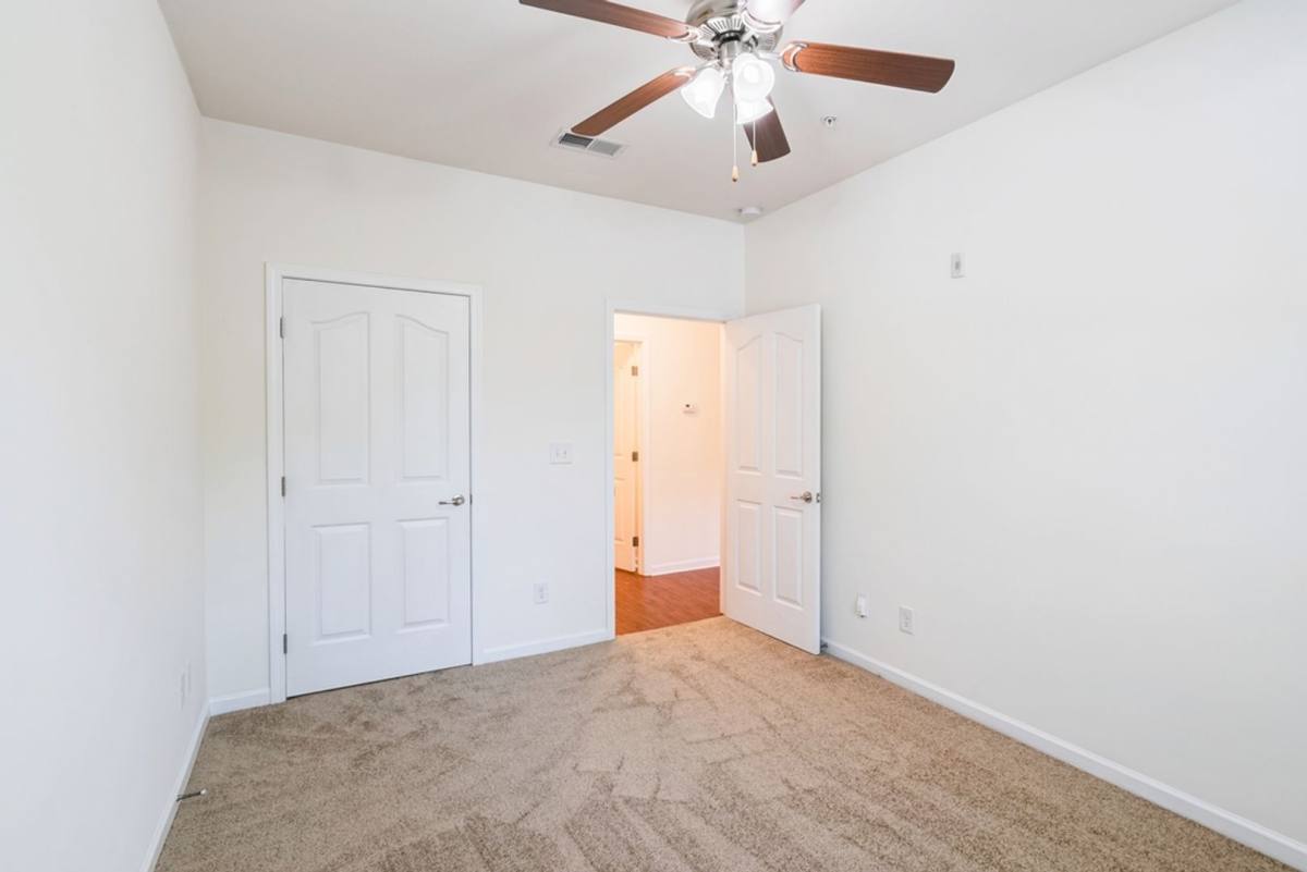 Apartment for rent at 523 Ridgeway Ave, Charlotte, NC 28204