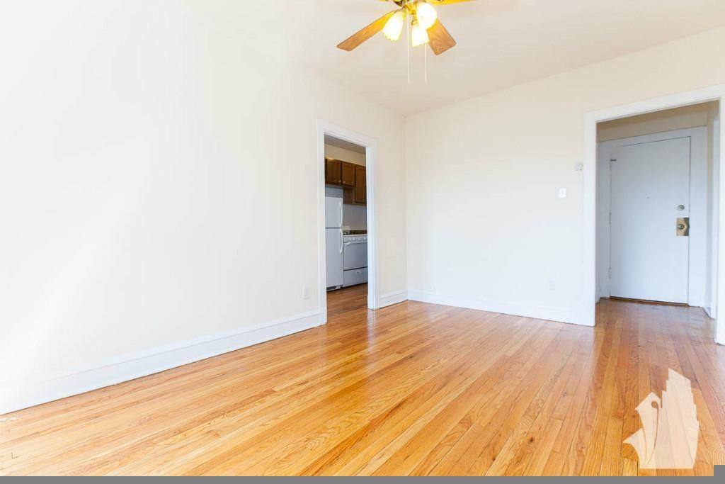 Apartment for rent at 2653 N Spaulding Ave #2E, Chicago, IL 60647