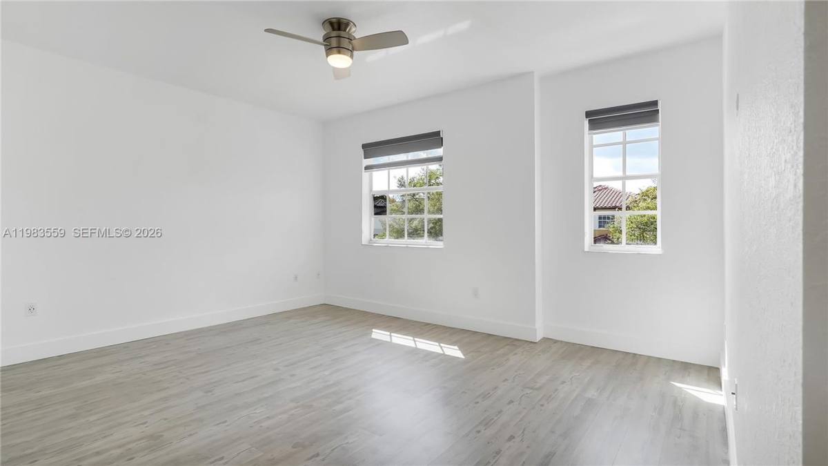 Townhouse for rent at 4991 SW 135th Ave, Hollywood, FL 33027
