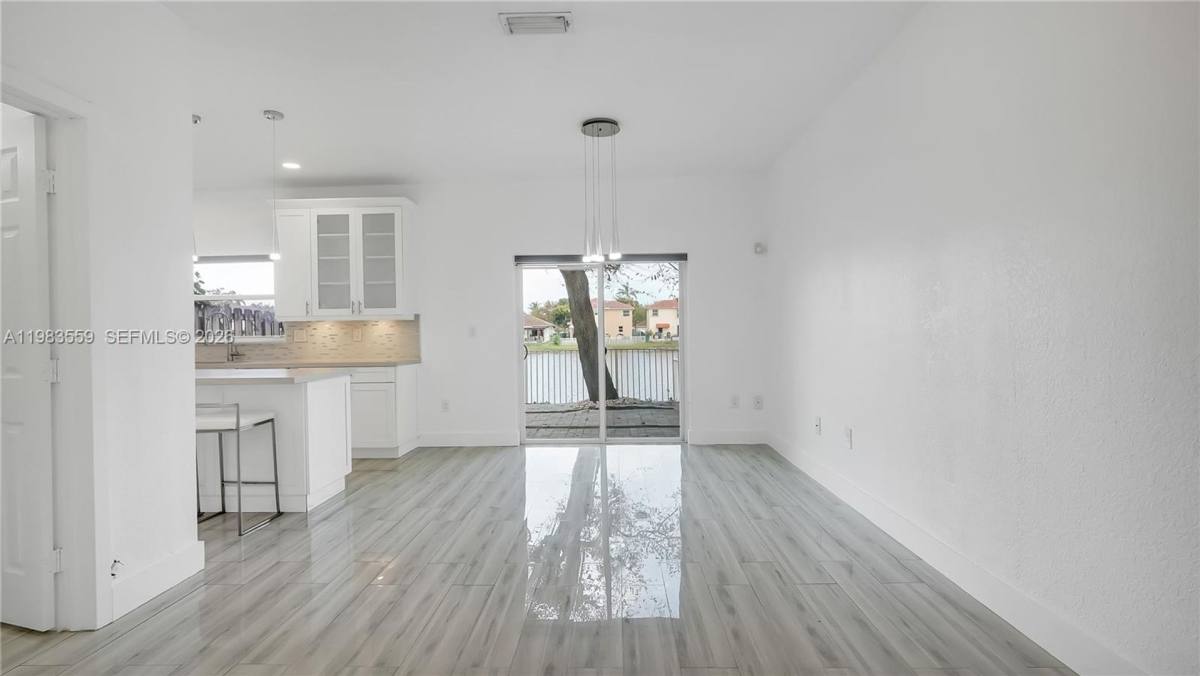 Townhouse for rent at 4991 SW 135th Ave, Hollywood, FL 33027
