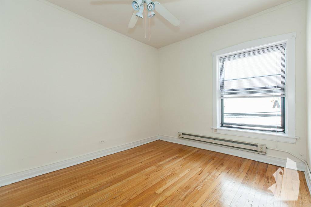 Apartment for rent at 819 W Waveland #S2, Chicago, IL 60613