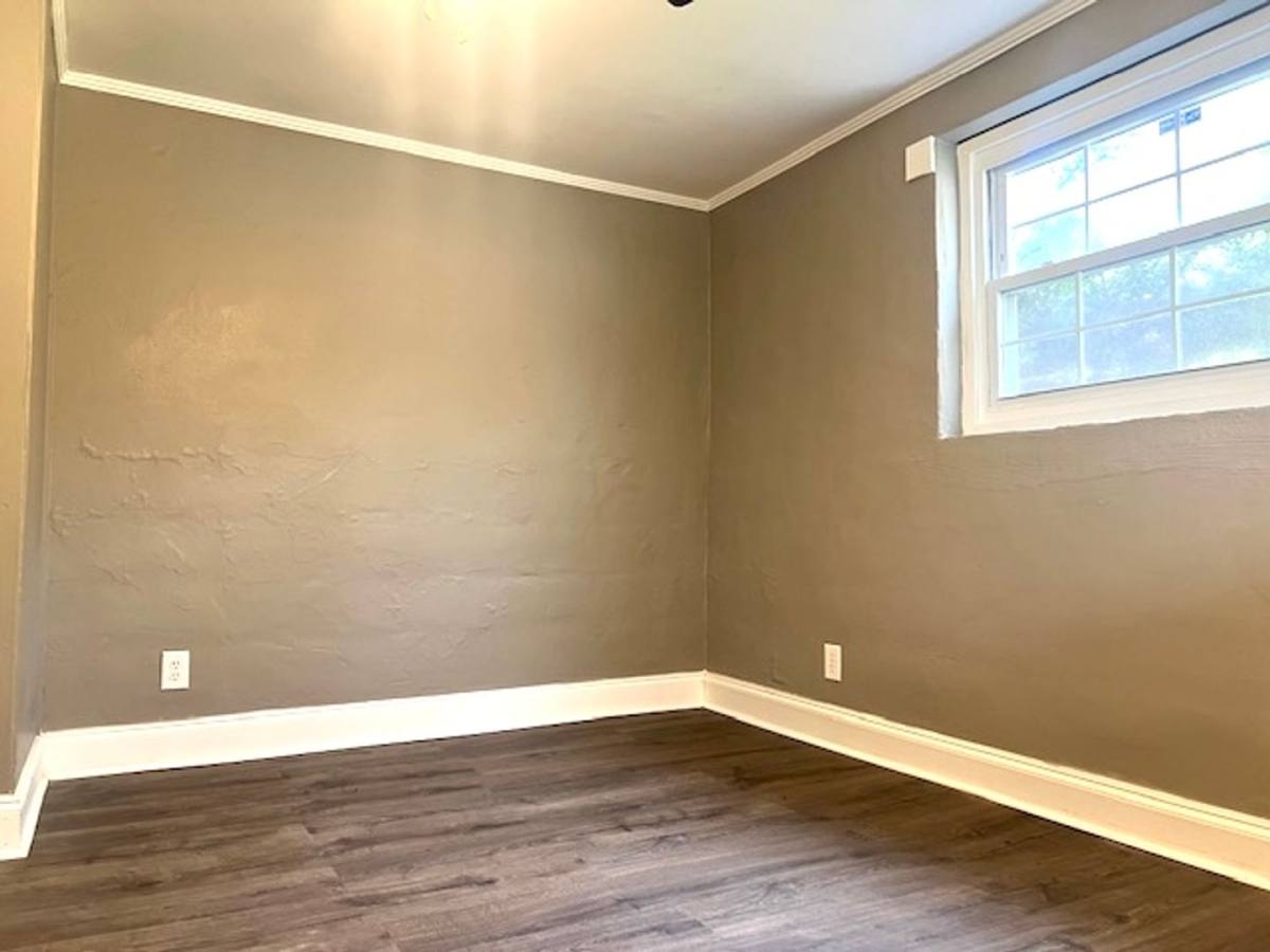 Apartment for rent at 112 Circle Hill Dr, Clarksville, TN 37042