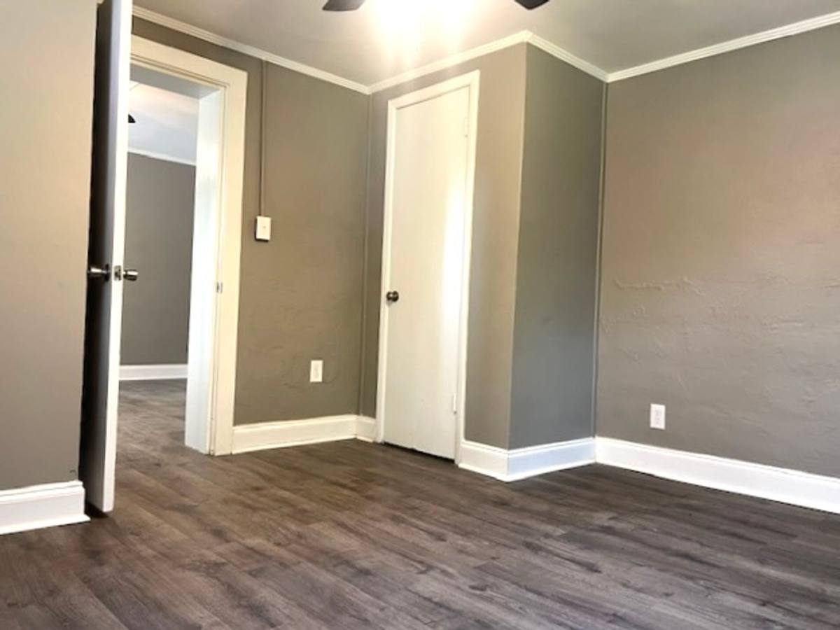 Apartment for rent at 112 Circle Hill Dr, Clarksville, TN 37042