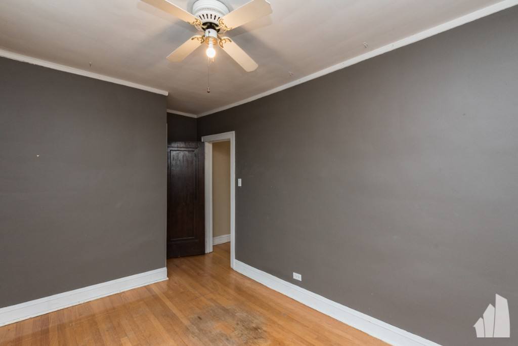 Apartment for rent at 4921 N Hermitage #1, Chicago, IL 60640