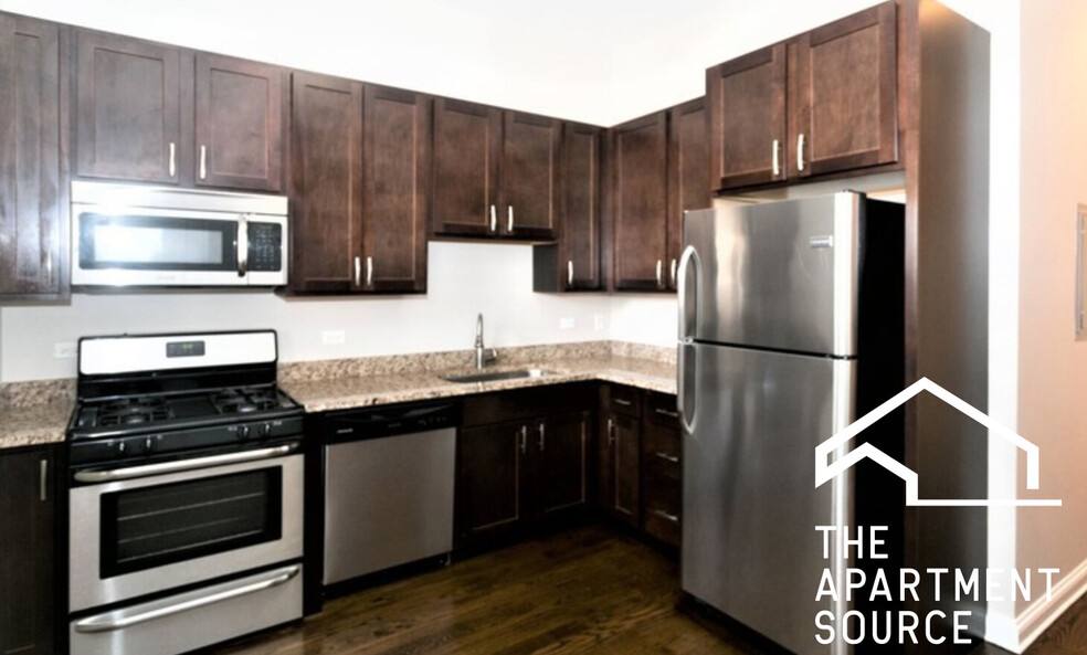 Apartment for rent at 1758 W Montrose Ave #1, Chicago, IL 60613