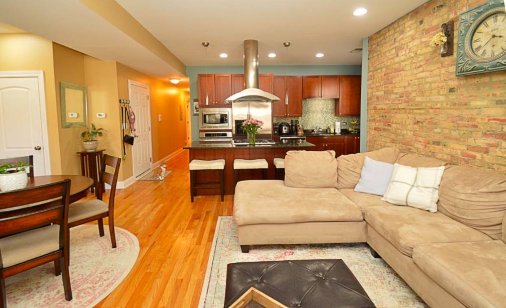 Condo for rent at 3740 N Wilton Ave #4, Chicago, IL 60613