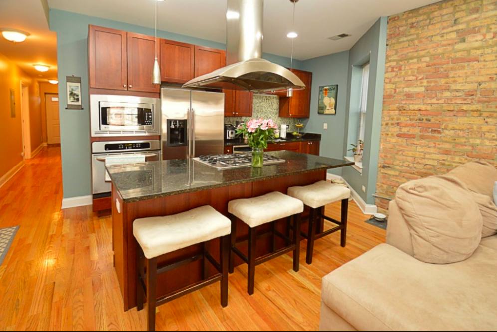 Condo for rent at 3740 N Wilton Ave #4, Chicago, IL 60613