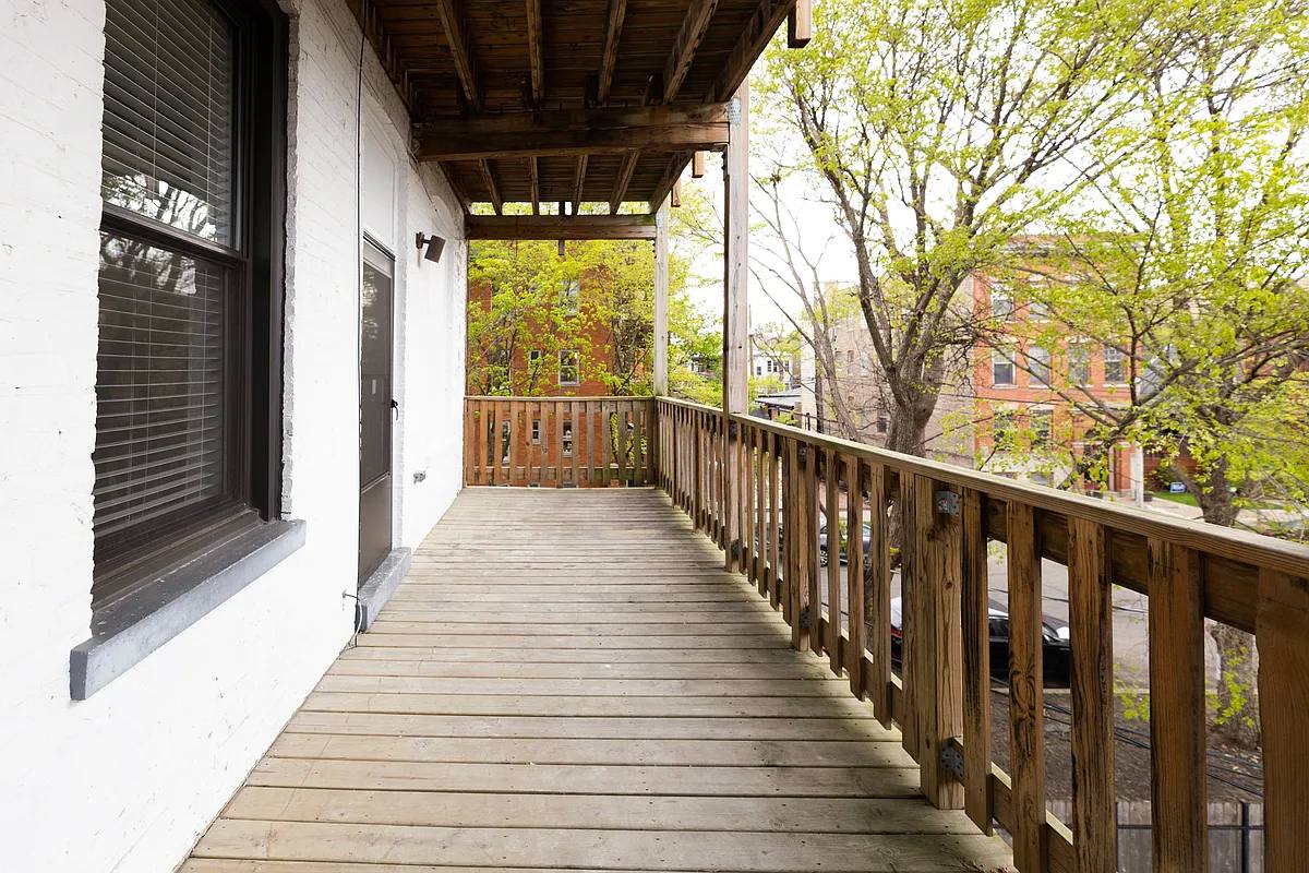 Apartment for rent at 2924 W Logan Blvd #2W, Chicago, IL 60647