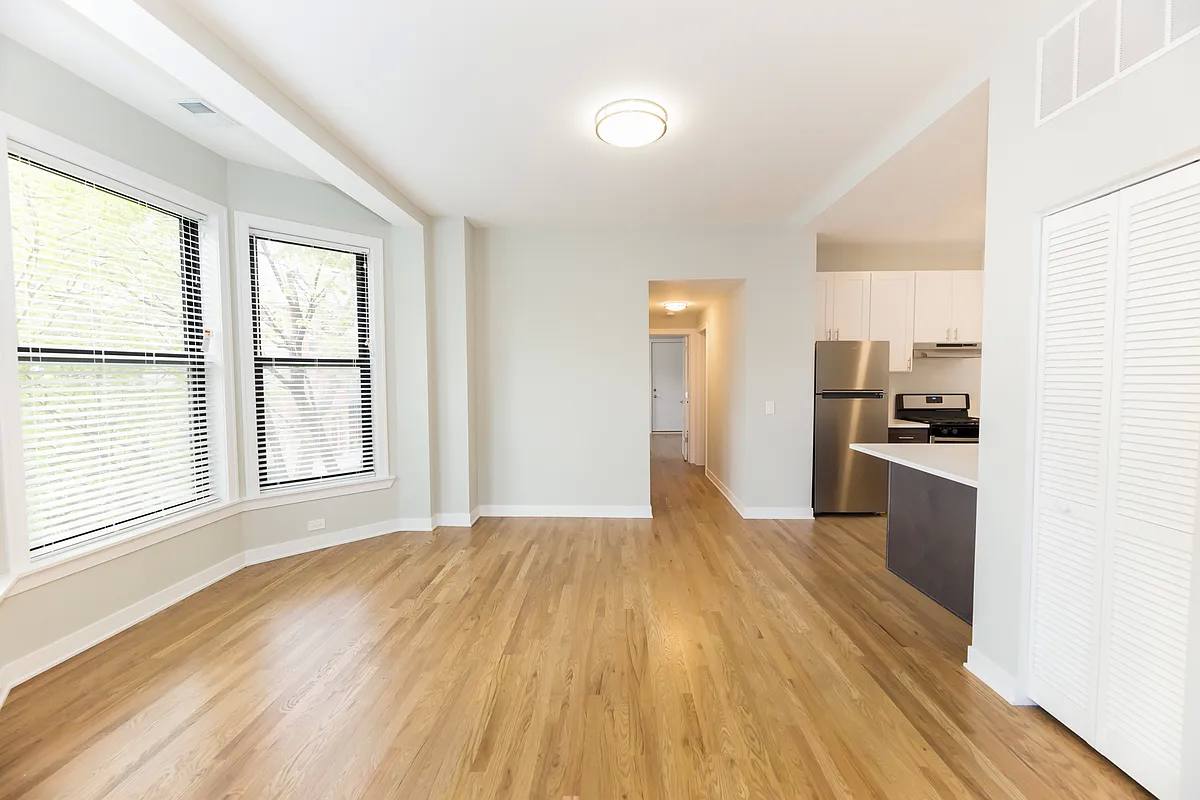 Apartment for rent at 2924 W Logan Blvd #2W, Chicago, IL 60647