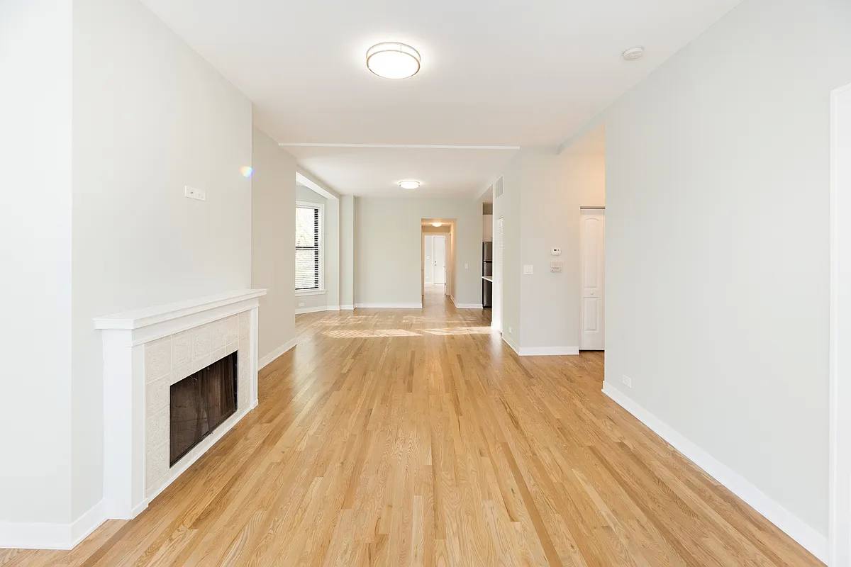 Apartment for rent at 2924 W Logan Blvd #2W, Chicago, IL 60647