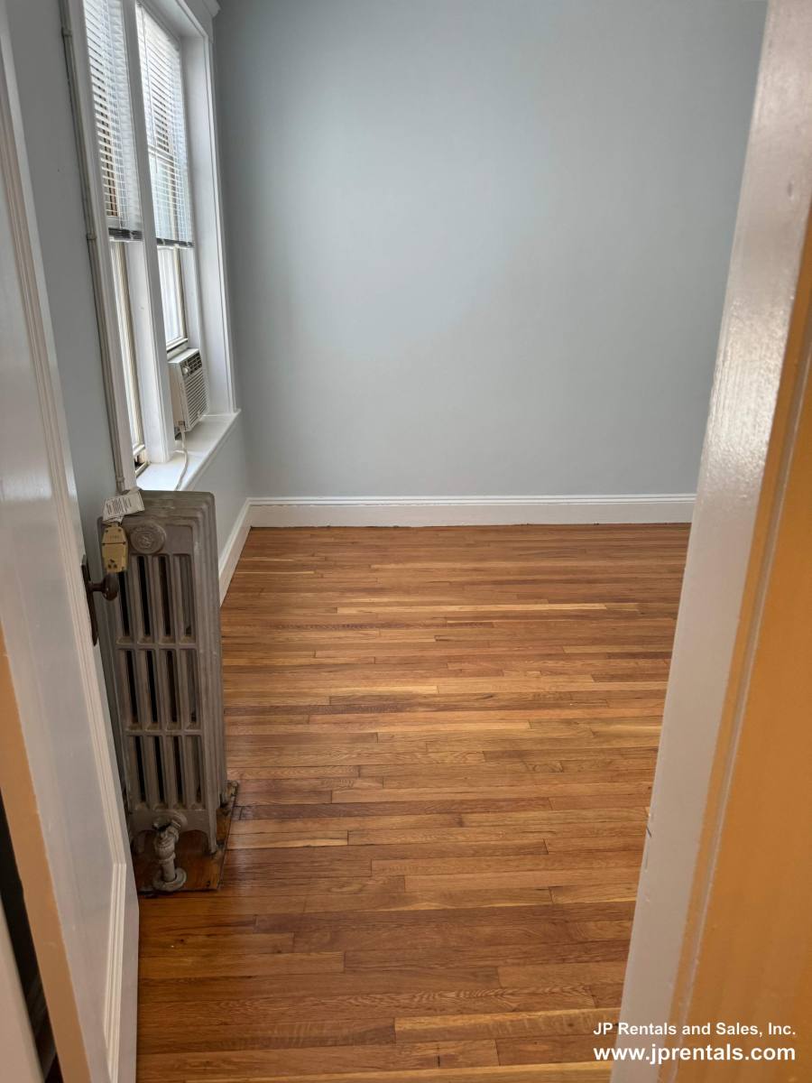 Apartment for rent at 335 S Huntington Ave #10 Co, Jamaica Plain, MA 02130