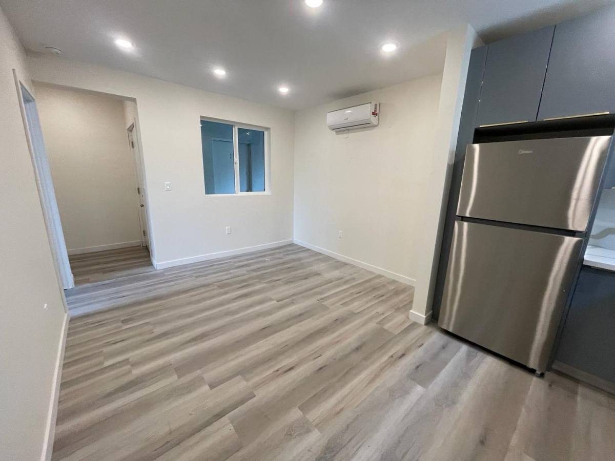 Apartment for rent at 1185 N Kenmore Ave, Los Angeles, CA 90029