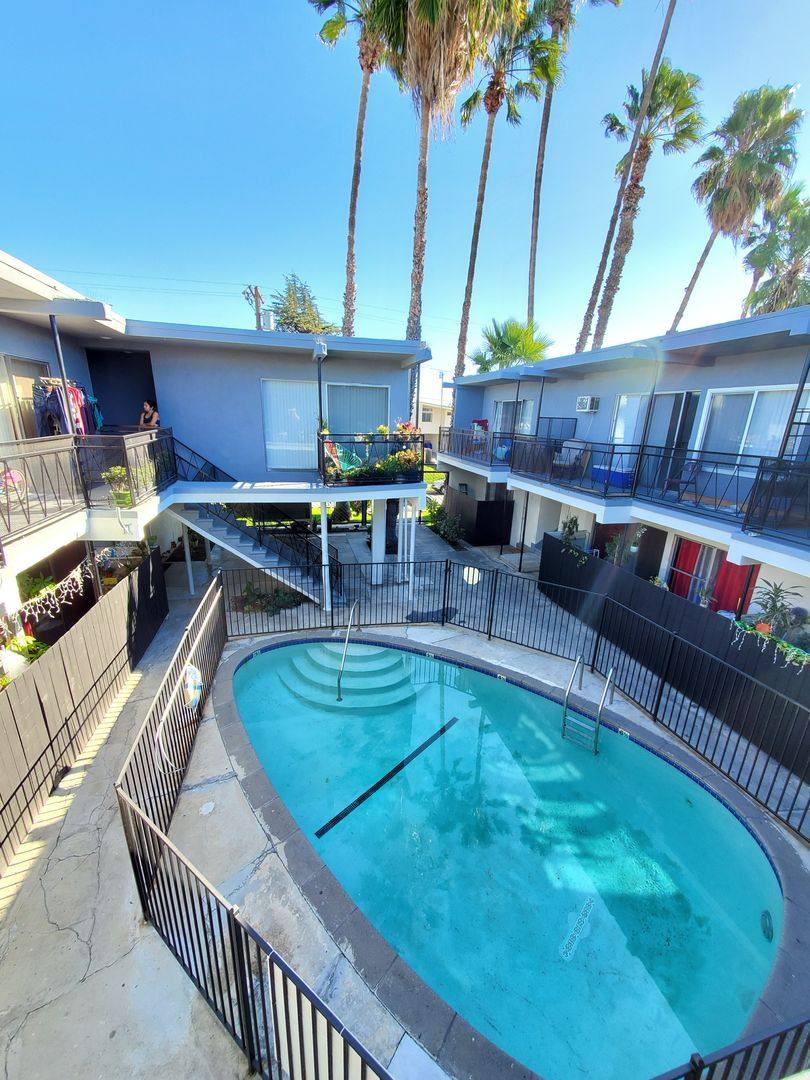 Apartment for rent at 1185 N Kenmore Ave, Los Angeles, CA 90029