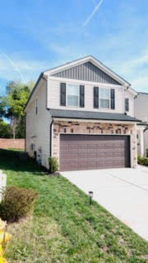 House for rent at 4231 Honeysuckle Vine Dr, Winston Salem, NC 27106
