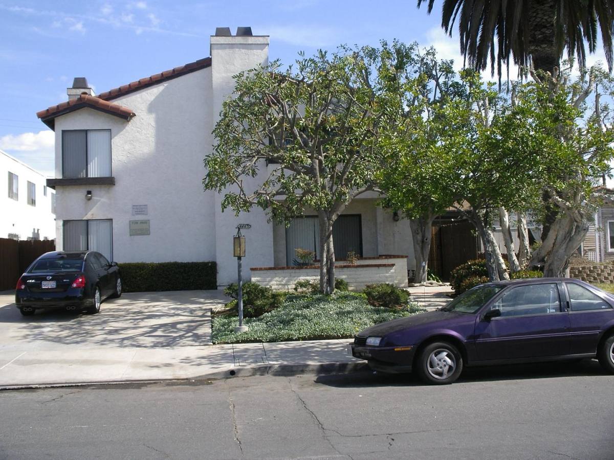 Apartment for rent at 4465 Mississippi St, San Diego, CA 92116