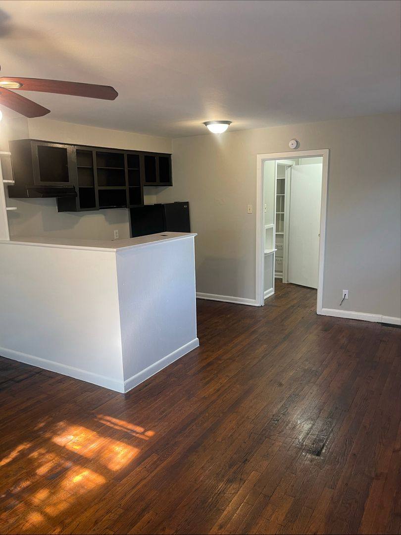 Apartment for rent at 4815 Live Oak St, Dallas, TX 75204