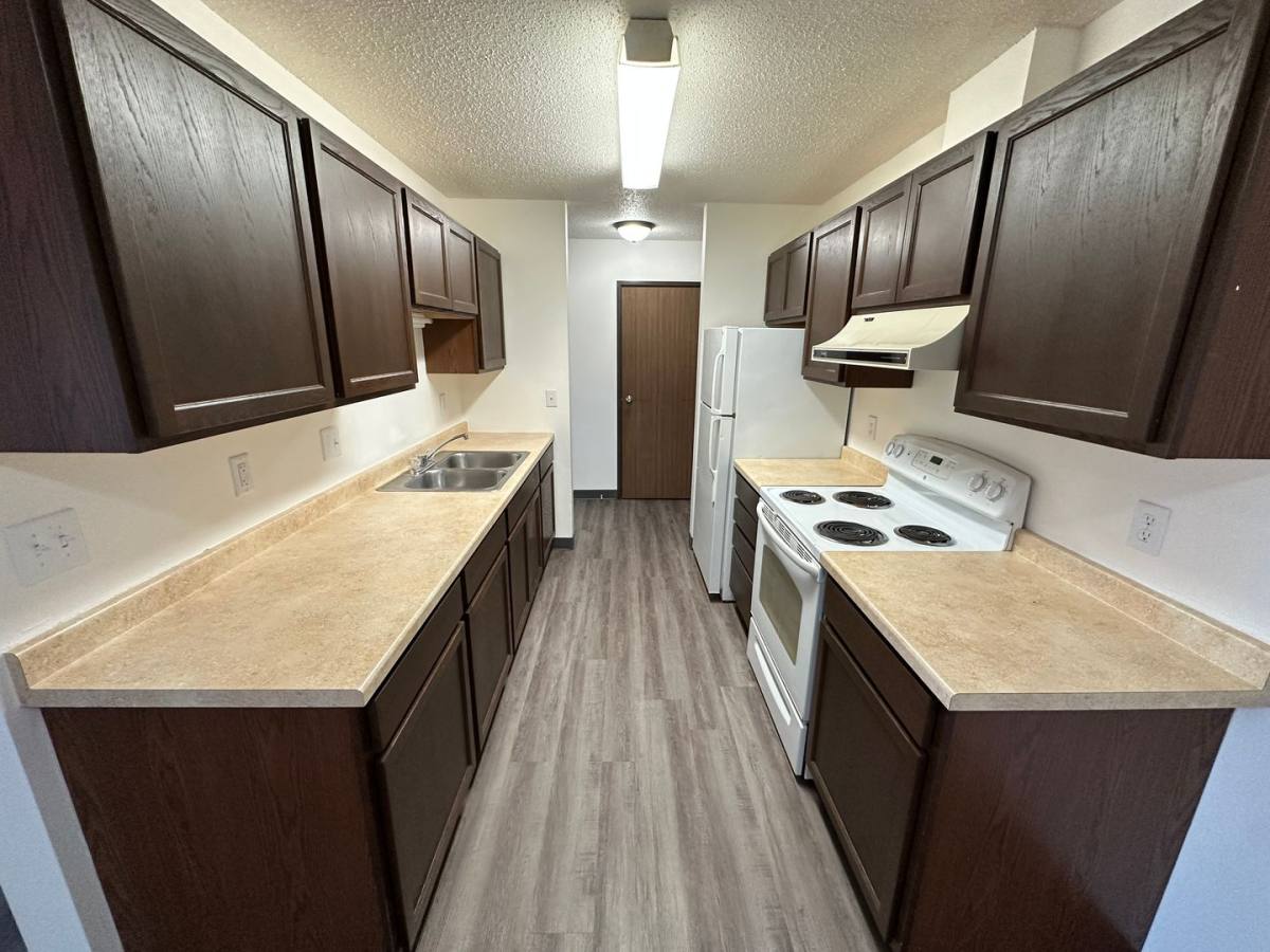 Apartment for rent at 1505 12th St N, Wahpeton, ND 58075