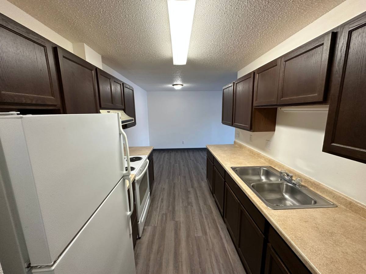 Apartment for rent at 1505 12th St N, Wahpeton, ND 58075