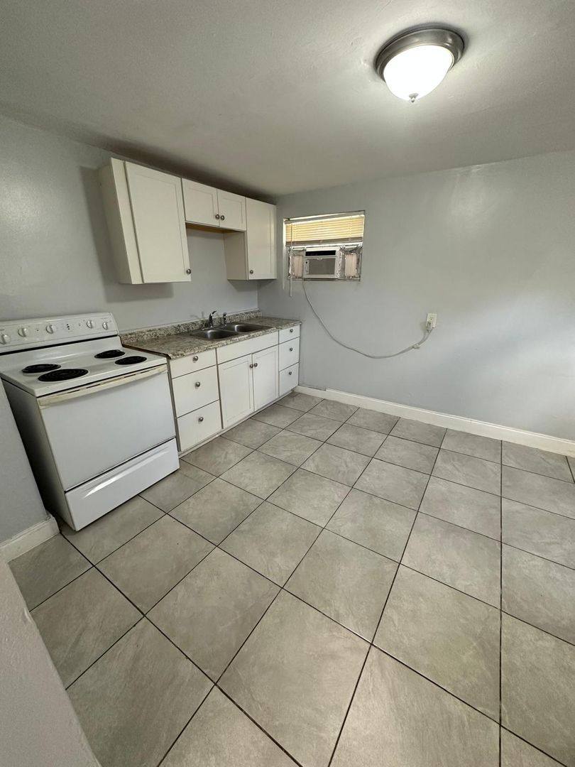 Apartment for rent at 1785 Mount Herman St, Jacksonville, FL 32209