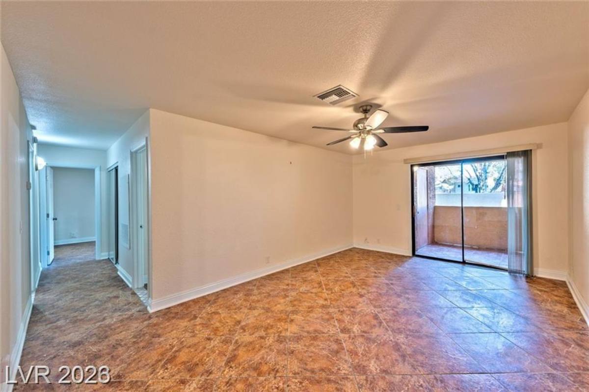 Apartment for rent at 3151 Soaring Gulls, Las Vegas, NV 89128