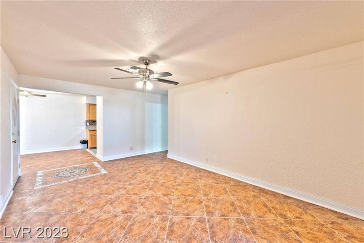 Apartment for rent at 3151 Soaring Gulls, Las Vegas, NV 89128
