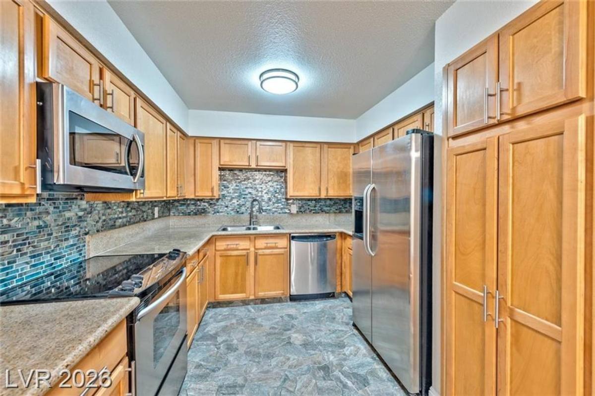 Apartment for rent at 3151 Soaring Gulls, Las Vegas, NV 89128
