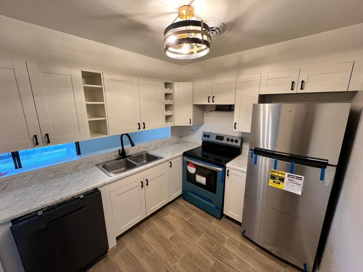 Apartment for rent at 210 Court of Shorewood, Vernon Hills, IL 60061