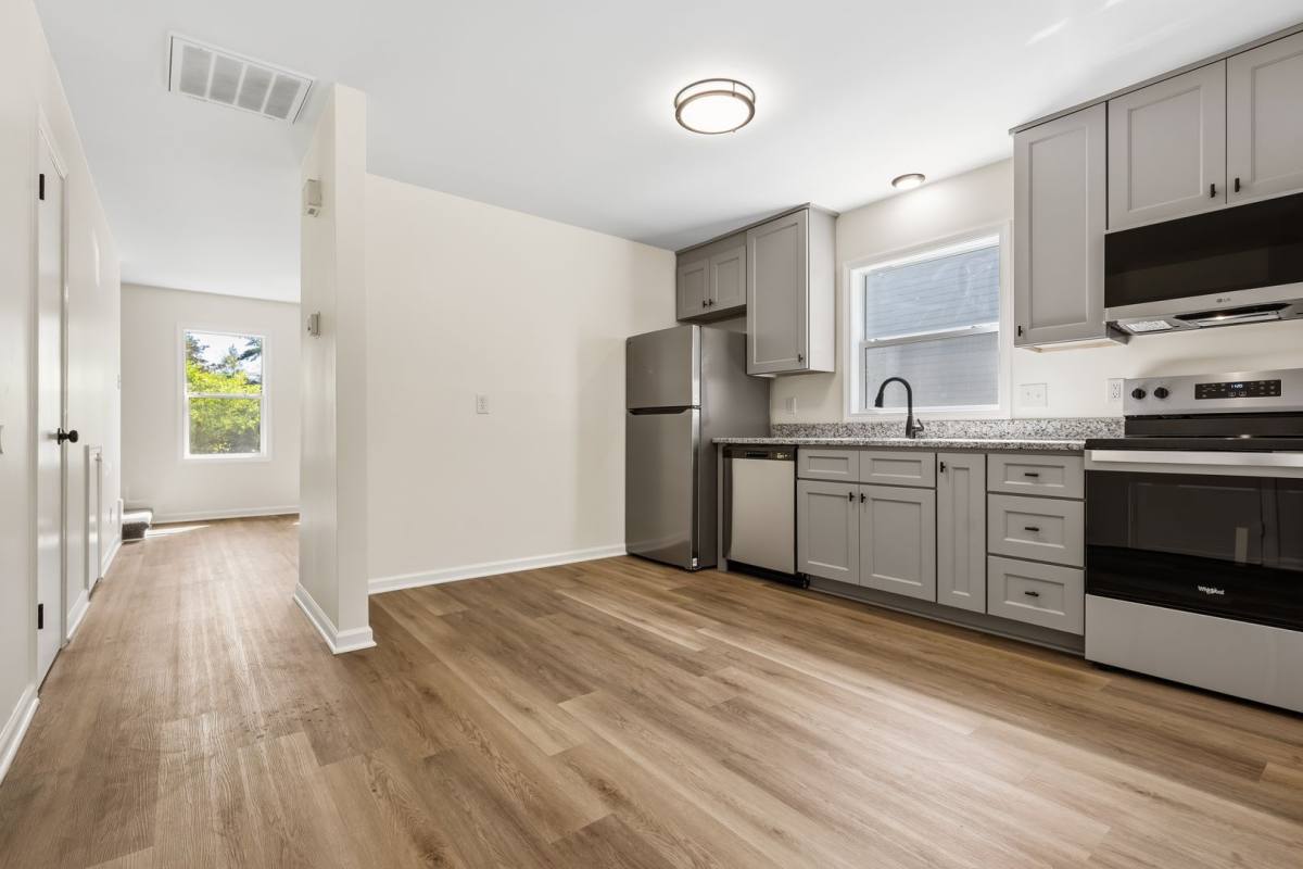 Townhouse for rent at 2509 Stadium Dr, Durham, NC 27704