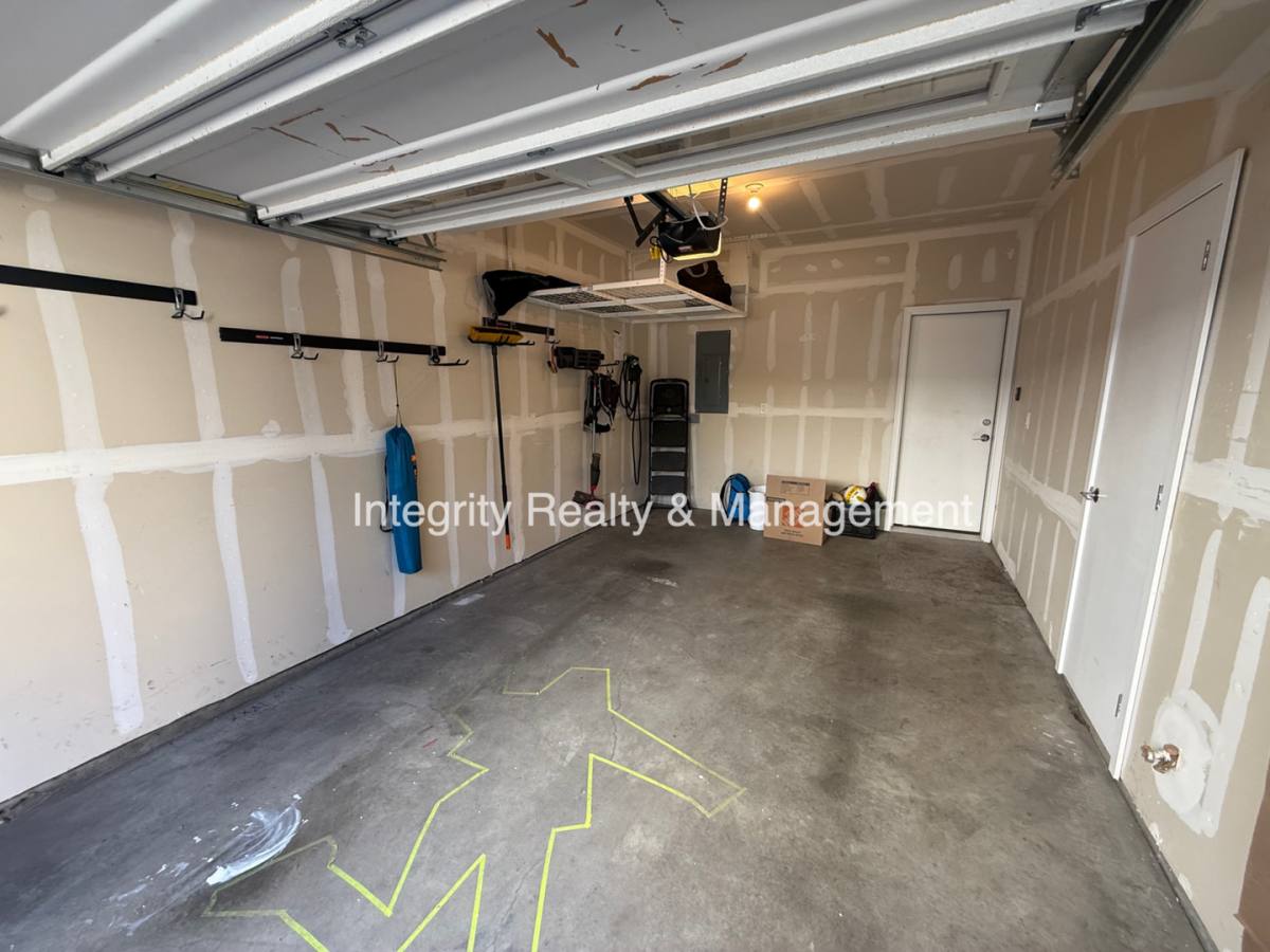 Townhouse for rent at 5557 W 10th Ave, Denver, CO 80214
