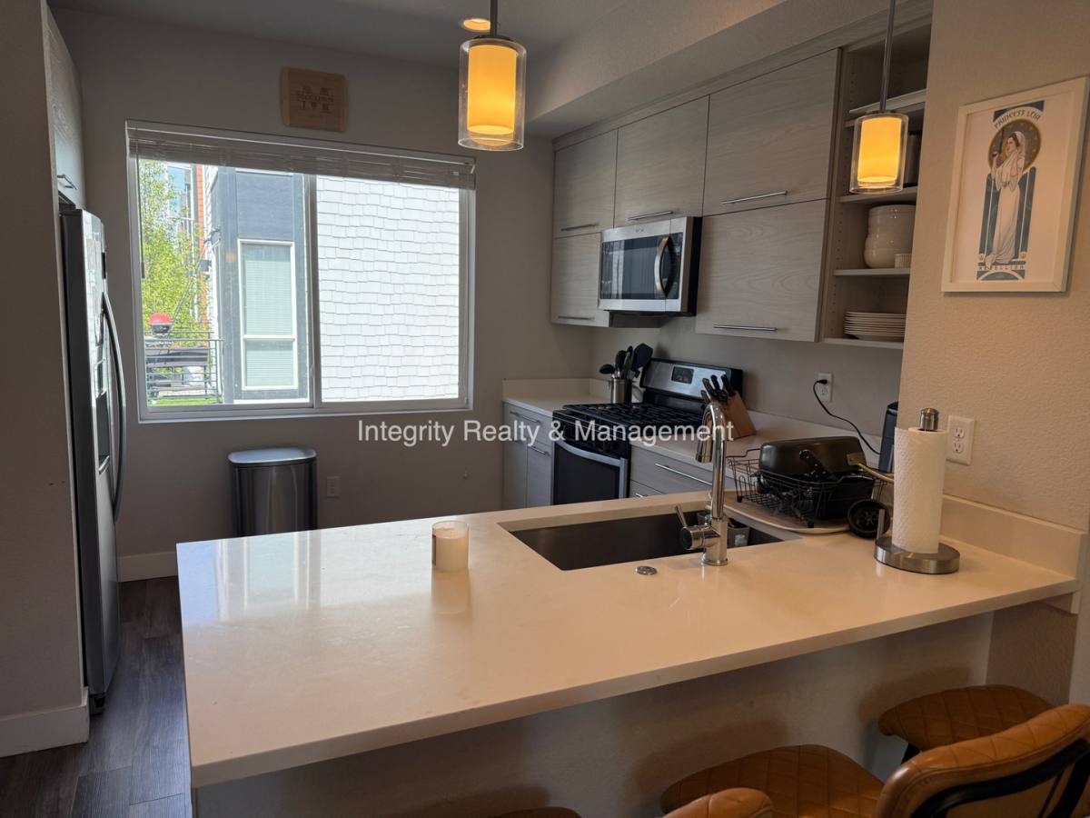 Townhouse for rent at 5557 W 10th Ave, Denver, CO 80214