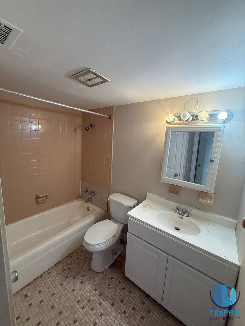 Apartment for rent at 7601 Paula Dr #3, Tampa, FL 33615