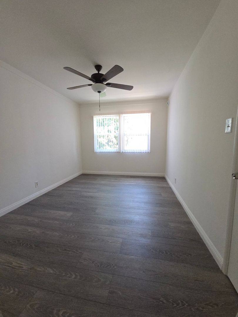 Apartment for rent at 1515 E Broadway, Glendale, CA 91205