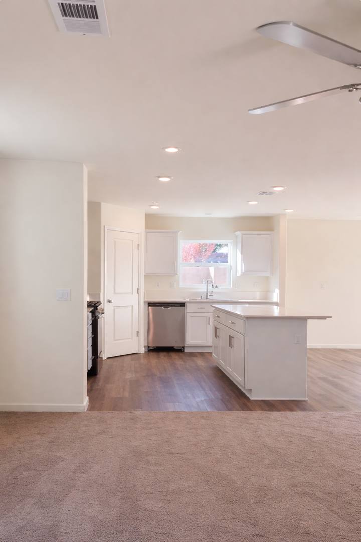 Apartment for rent at 1646 Concord Ave, Madera, CA 93637