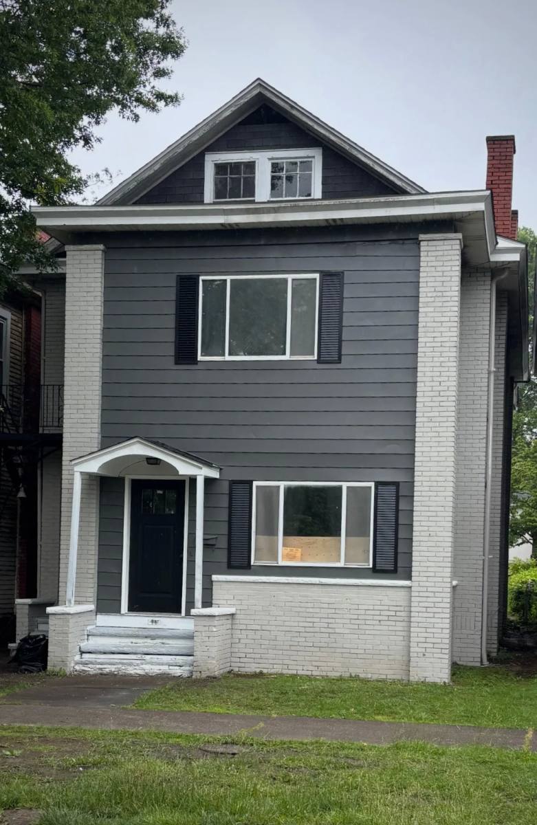 Apartment for rent at 419-421R 8th Ave #421, Huntington, WV 25701