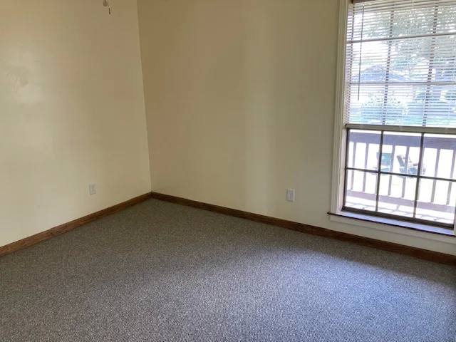 Apartment for rent at 5014 Desoto #C, Lake Charles, LA 70601