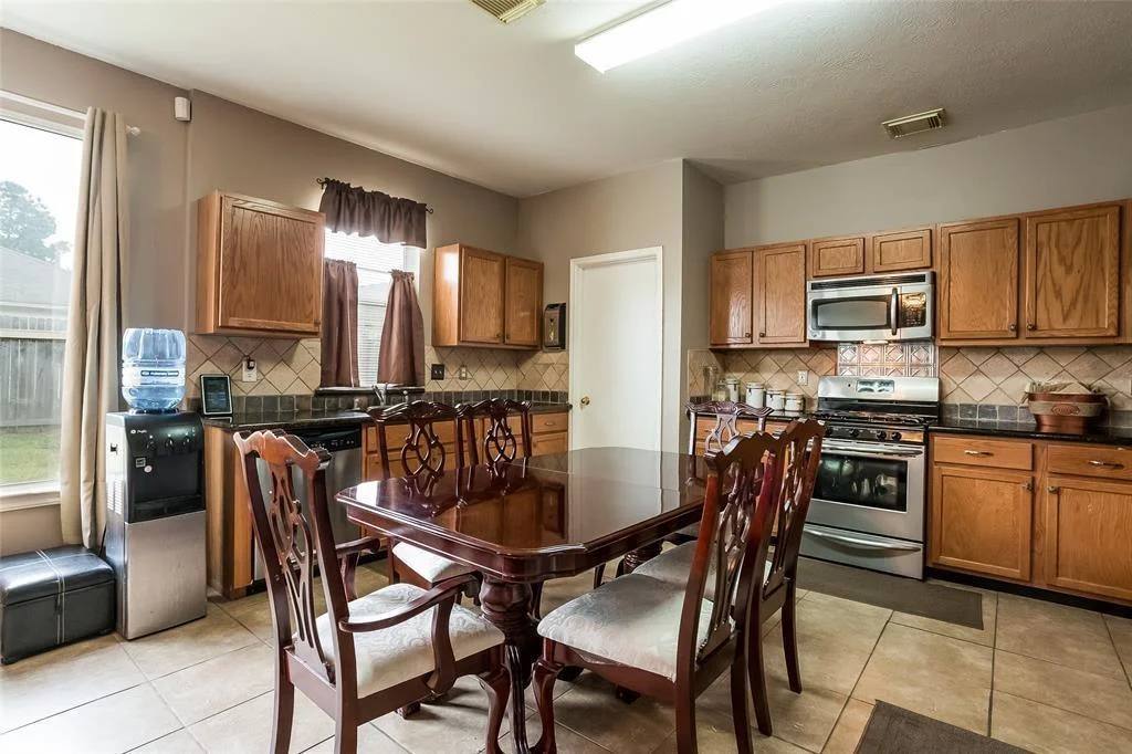 House for rent at 21910 Willow Downs, Tomball, TX 77375