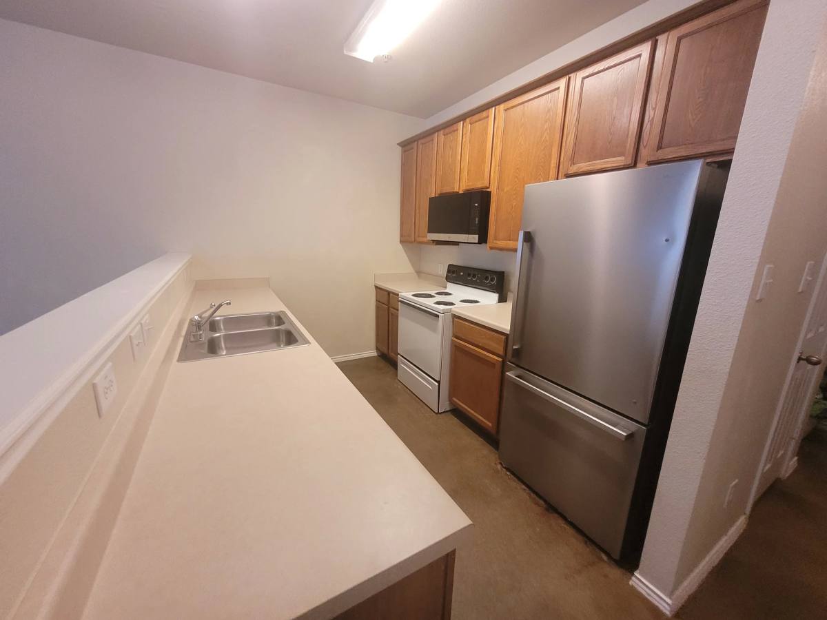 Townhouse for rent at 10806 Mathom Landing #2, Universal City, TX 78148