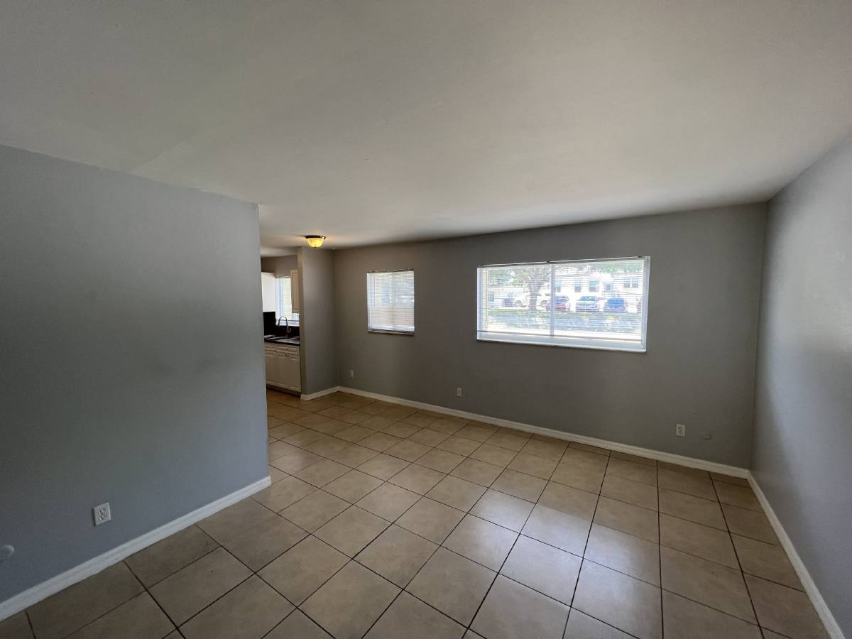 House for rent at 3206 W Azeele St #100, Tampa, FL 33609