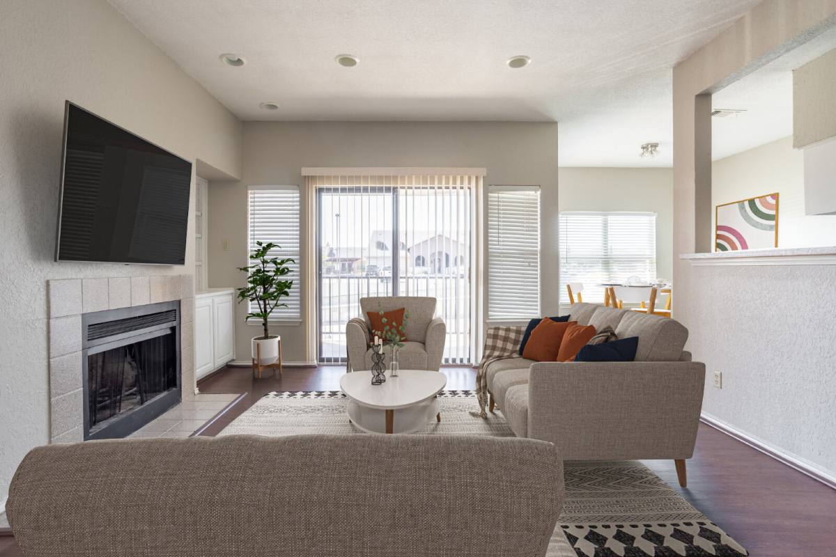 Apartment for rent at 400 E Pearl St #203, Granbury, TX 76048